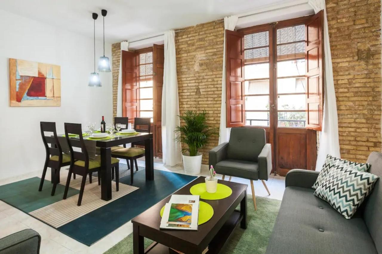 Spacious, Bright Apartment Next To The Old Town Valência Exterior foto